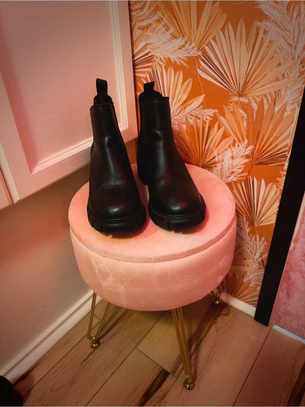 Steve Madden Black Chunky Chelsea Booties